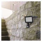 EMOS LED reflektor INOVO 30W 3300lm mozgásérzékelőve IP65 term. fehér