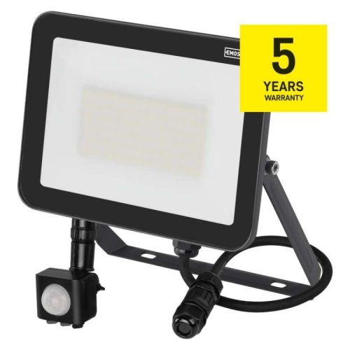 EMOS LED reflektor INOVO 50W 5500lm mozgásérzékelőve IP65 term. fehér