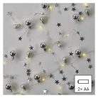 LED karácsonyi fényfüzér – ezüst gömb csillagokkal,1,9m, 2xAA, beltéri, meleg fehér, időz.