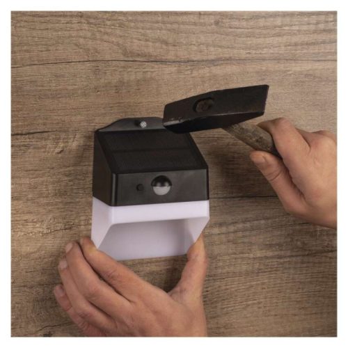 EMOS LED SOLAR lámpatest LUNIS PIR, 200lm IP65 természetes fehér